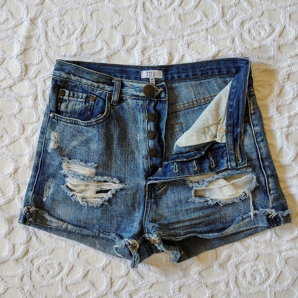 Tobi Mid Rise Ripped Cuffed Denim Shorts 26 - Picture 4 of 13